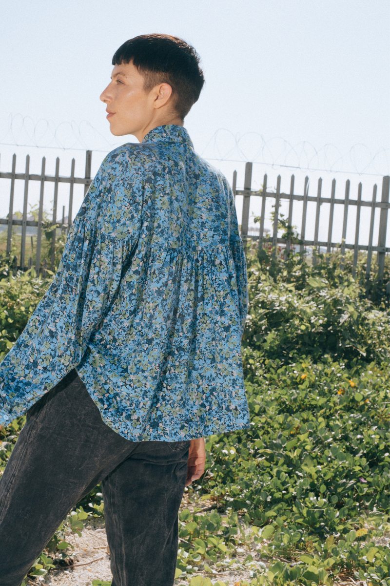 THE PIRATE BUTTON UP SHIRT - FLORAL EXPLOSION BLUE
